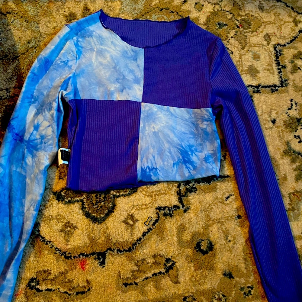 Long sleeve croptop